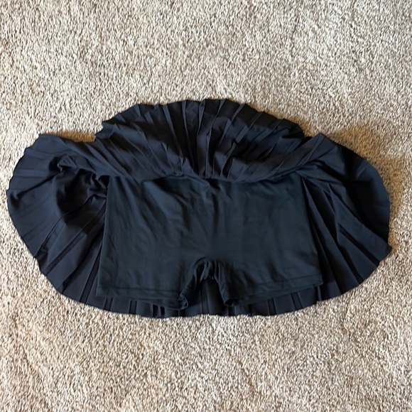 elevated victory skirt nike